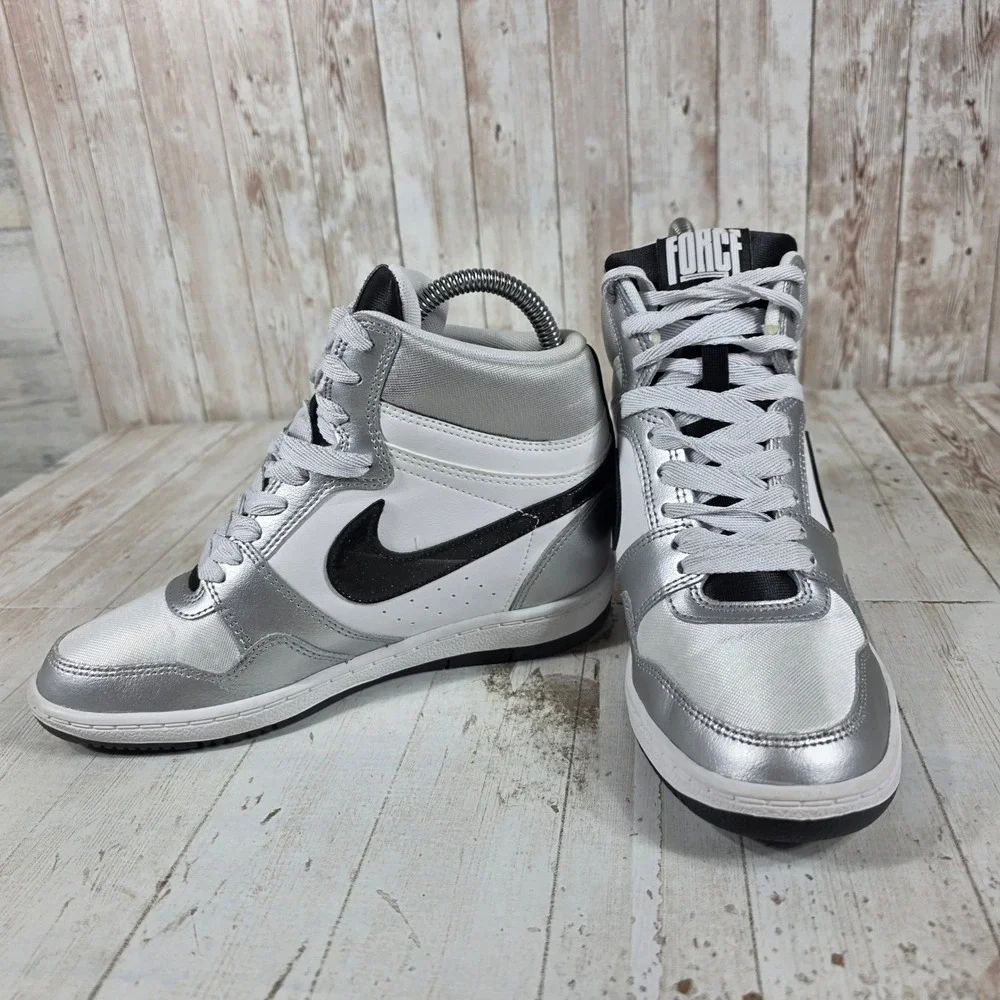 Nike Force Sky High Metallic Silver White Black Wedge 629746-100 Womens 7